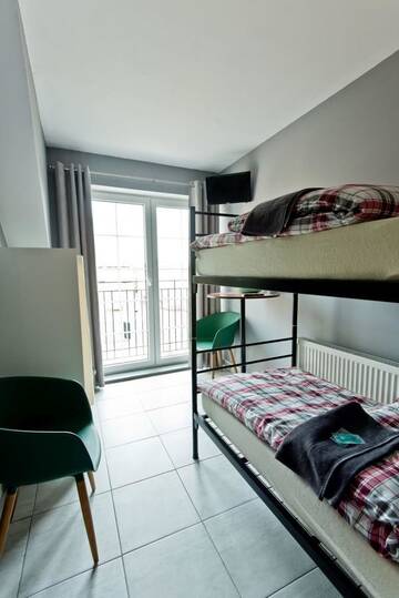Фото номера Небольшой двухместный номер с 1 кроватью Хостелы miniHostel Żary г. Жары 6